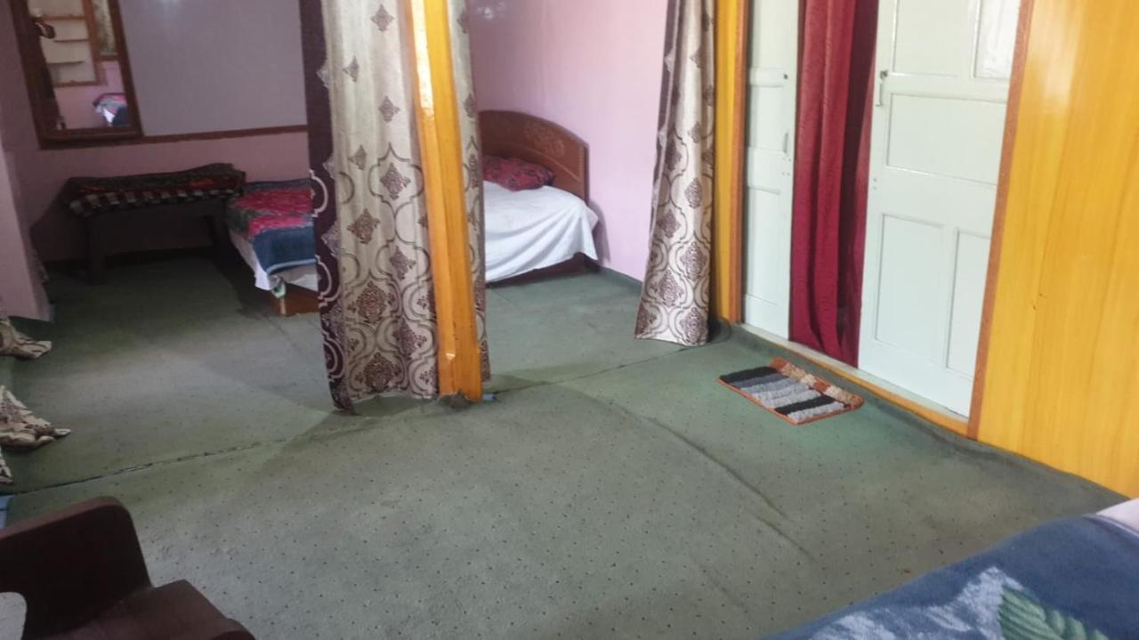 Lake Boulevard Guest House Srīnagar Dış mekan fotoğraf