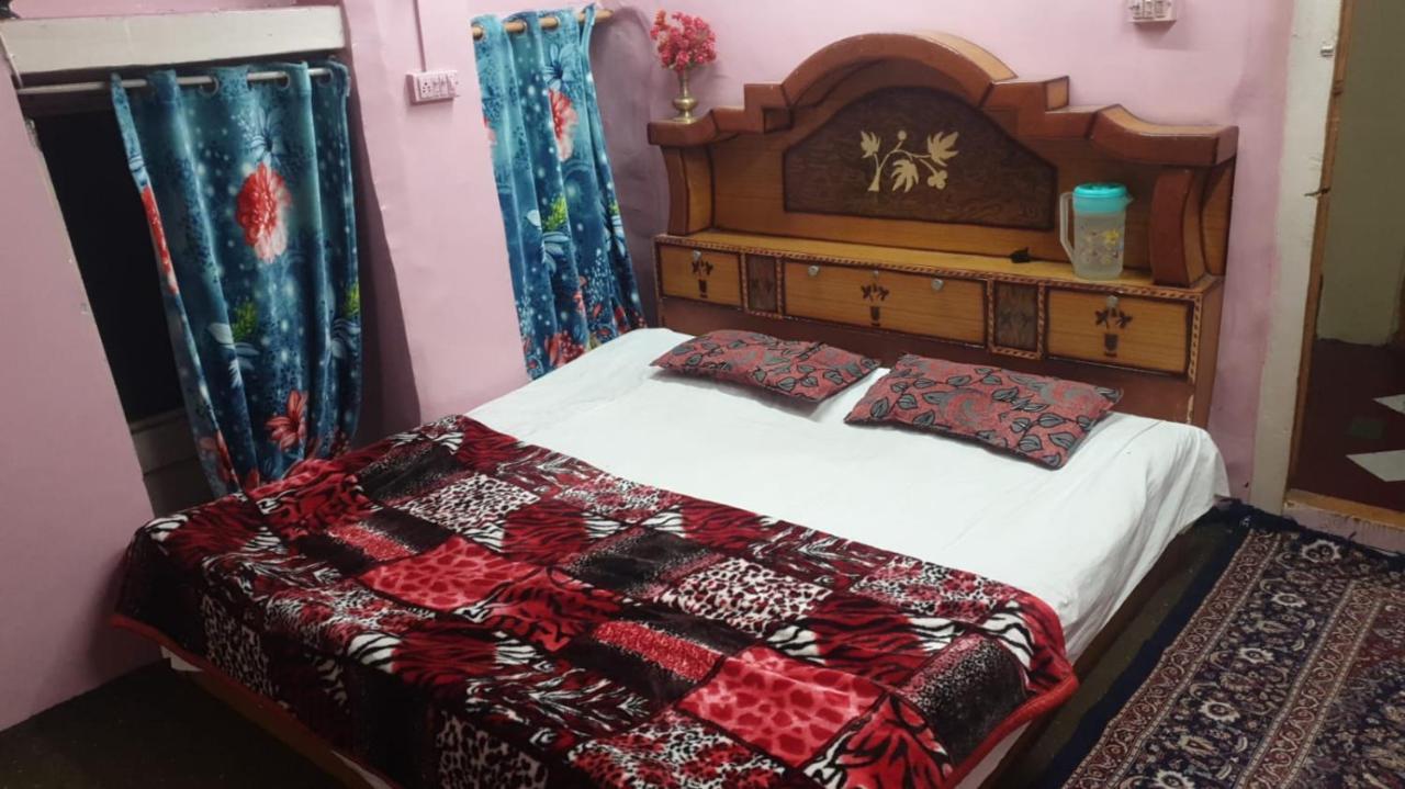 Lake Boulevard Guest House Srīnagar Dış mekan fotoğraf